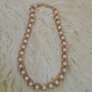 💃Vintage Clavicle Gold And White Pearl Necklace.🌴